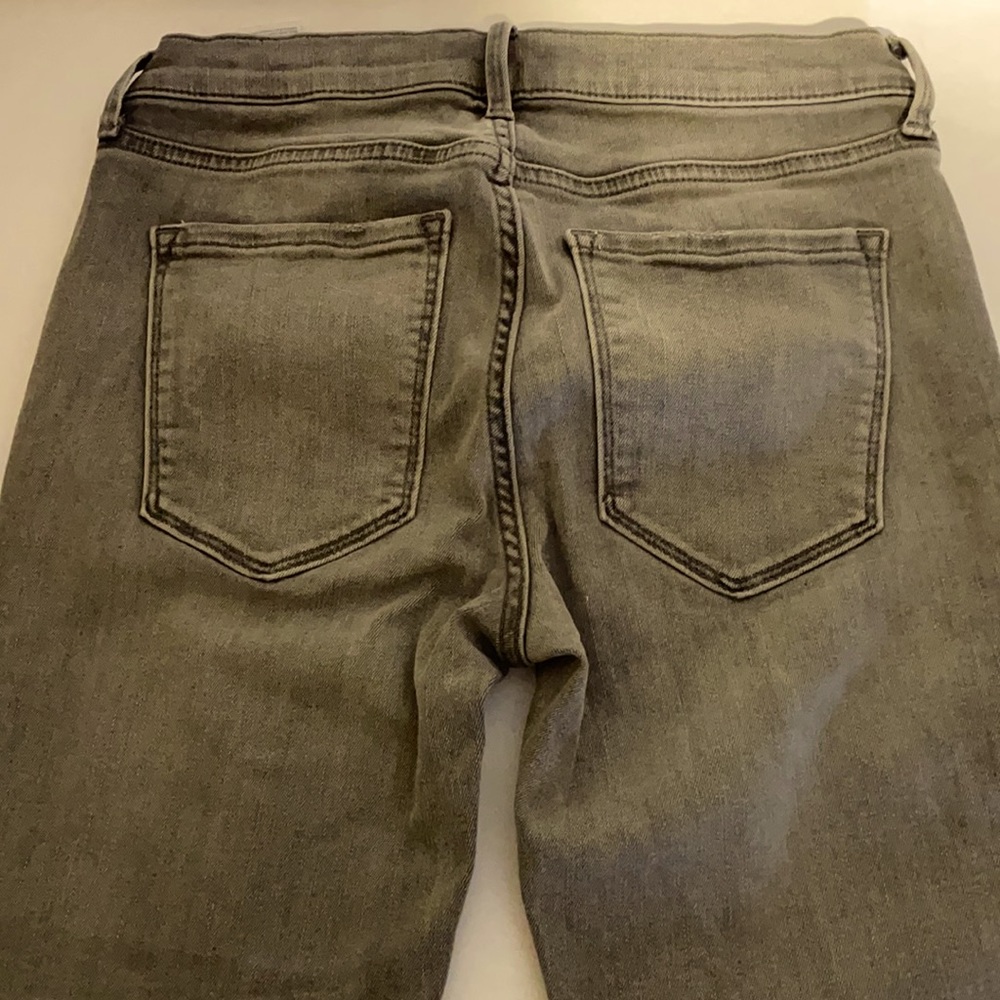 Women Banana Republic Skinny fit jeans 26x27 Grey